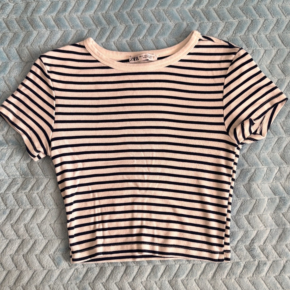 Zara Black and White Striped Short Sleeve Top